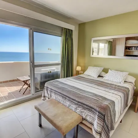 Deluxe Large Sea Views Benalbeach Apartment *