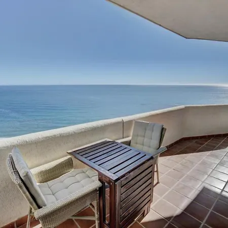Apartment Deluxe Large Sea Views Benalbeach *