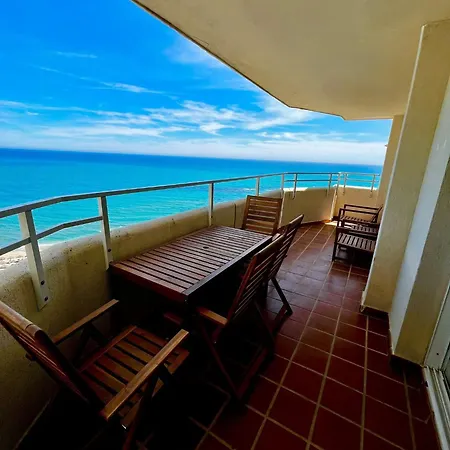 Apartment Deluxe Large Sea Views Benalbeach