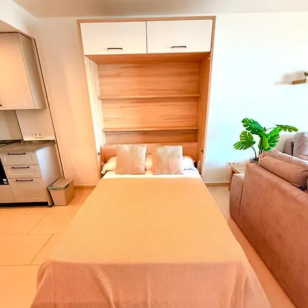 Lejlighed Deluxe Large Sea Views Benalbeach
